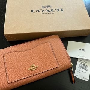 COACH Crossgrain Leather Accordion Zip Wallet - Light Coral